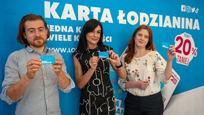 Łukasz Goss - dyrektor Biura Promocji I Nowych Mediów UMŁ, Edyta Dobrowolska - dyrektor Urzędu Stanu Cywilnego oraz Laura Rybczyńska - Specjalista ds. Promocji Produktu Karty Łodzianina Łukasz Goss - dyrektor Biura Promocji I Nowych Mediów UMŁ, Edyta Dobrowolska - dyrektor Urzędu Stanu Cywilnego oraz Laura Rybczyńska - Specjalista ds. Promocji Produktu Karty Łodzianina - fot. UMŁ