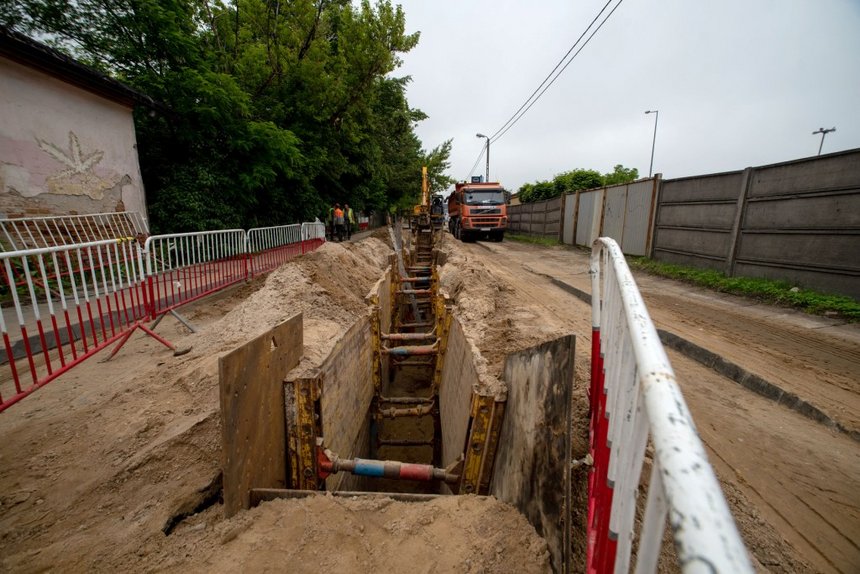 Trwa pierwszy etap kanalizowania osiedla Helenówek między innymi w ulicach Okulickiego czy Podleśnej. fot. Paweł Łacheta / UMŁ