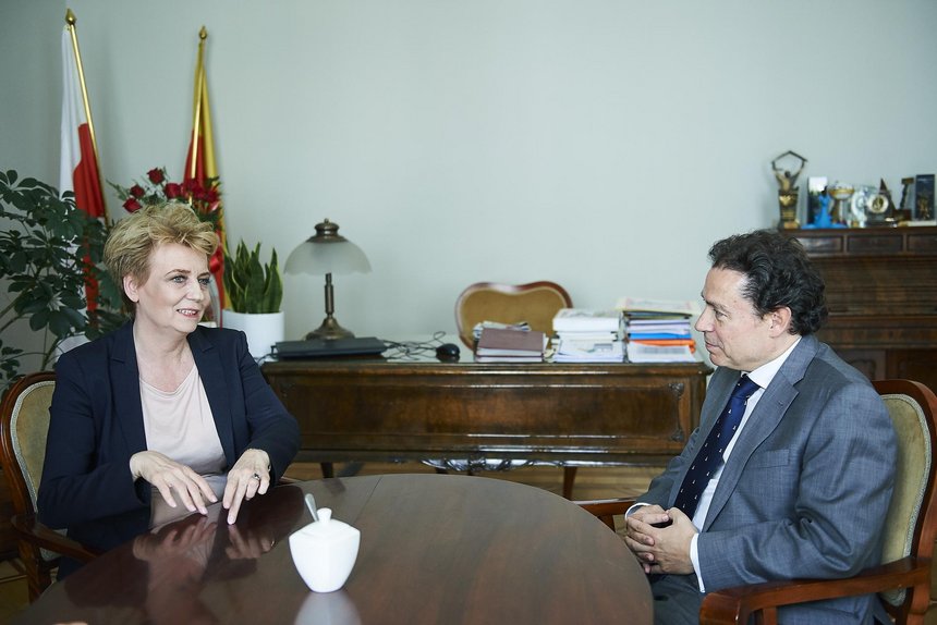 Prezydent Łodzi Hanna Zdanowska i J.E. Francisco Javier Sanabria Valderrama, Ambasador Królestwa Hiszpanii w Polsce fot. Radosław Jóźwiak