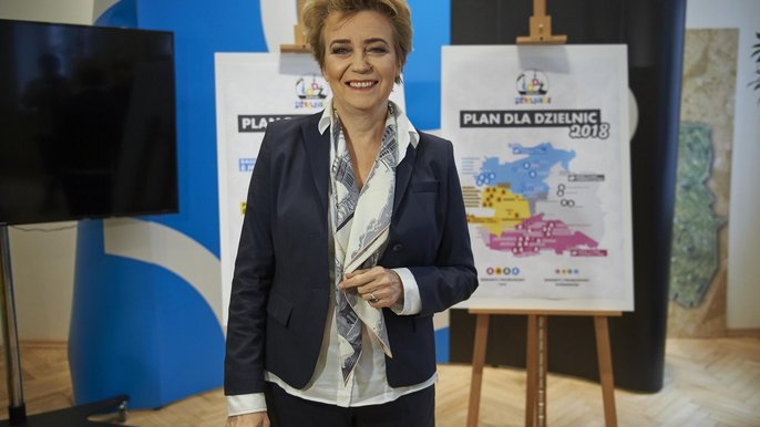 Ulice i chodniki do przebudowy wskazali mieszkańcy podczas spotkań m.in. z prezydent Łodzi Ulice i chodniki do przebudowy wskazali mieszkańcy podczas spotkań m.in. z prezydent Łodzi - fot. Radosław Jóźwiak / UMŁ