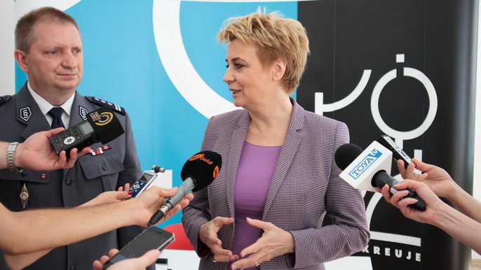 Komendant Paweł Karolak i prezydent Hanna Zdanowska Komendant Paweł Karolak i prezydent Hanna Zdanowska - fot. Sebastian Glapiński / UMŁ