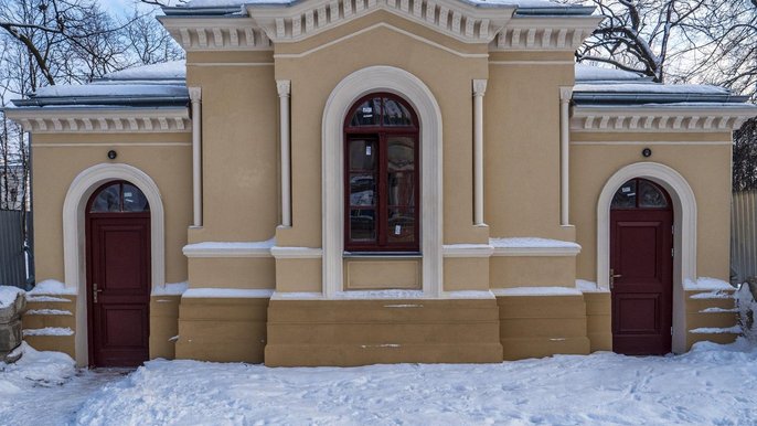 Stróżówka przy cerkwi pw. św. Aleksandra Newskiego jak nowa Stróżówka przy cerkwi pw. św. Aleksandra Newskiego jak nowa - fot. Stefan Brajter / UMŁ