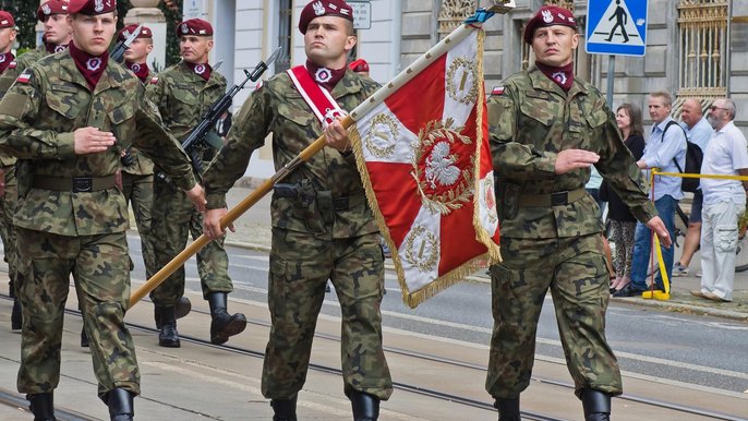 Defilada pododdziału WP Defilada pododdziału WP - fot. Andrzej Janecki / UMŁ