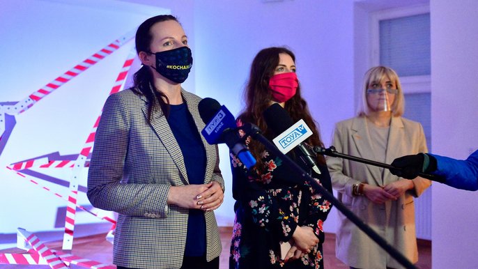 Małgorzata Moskwa-Wodnicka, wiceprezydent miasta Łodzi; Olga Kassyańska, Zarząd Inwestycji Miejskich; Beata Michalska-Dominiak, firma szkoleniowa Klientocentryczni Małgorzata Moskwa-Wodnicka, wiceprezydent miasta Łodzi; Olga Kassyańska, Zarząd Inwestycji Miejskich; Beata Michalska-Dominiak, firma szkoleniowa Klientocentryczni - fot. Paweł Łacheta / UMŁ