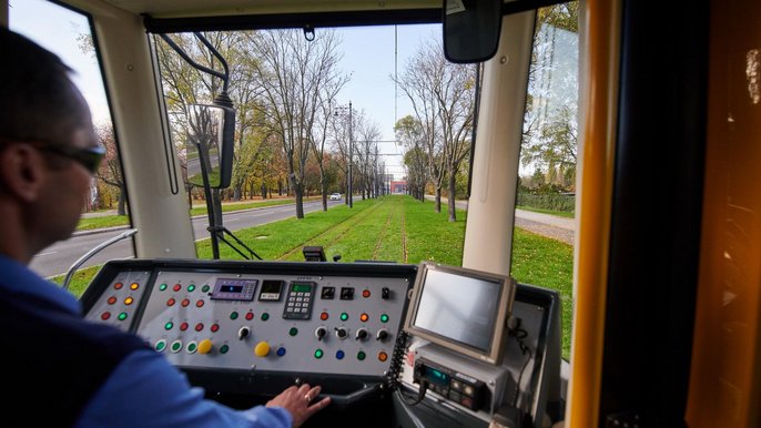 Na ulicę Dąbrowskiego wracają tramwaje Na ulicę Dąbrowskiego wracają tramwaje - fot. Sebastian Glapiński / UMŁ