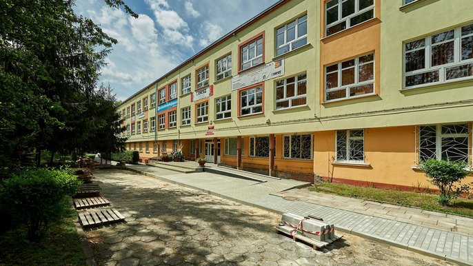 Trwa remont Technikum nr 3 przy ul. Kilińskiego. Trwa remont Technikum nr 3 przy ul. Kilińskiego. - fot. Radosław Jóźwiak / UMŁ