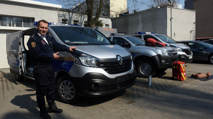 Nowy radiowóz dla Animal Patrolu Straży Miejskiej w Łodzi - fot. Paweł Łacheta / UMŁ