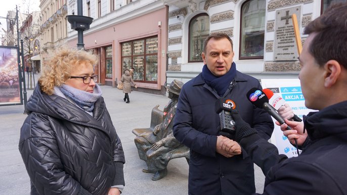 Konferencja prasowa poświęcona akcji "Zima 2019" Konferencja prasowa poświęcona akcji "Zima 2019" - fot. Monika Pawlak / UMŁ