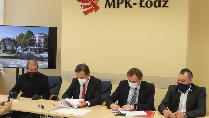 Volvo Polska i MPK - Łódź podpisały umowę na dostawę 17 elektrycznych autobusów Volvo Polska i MPK - Łódź podpisały umowę na dostawę 17 elektrycznych autobusów - fot. MPK Łódź