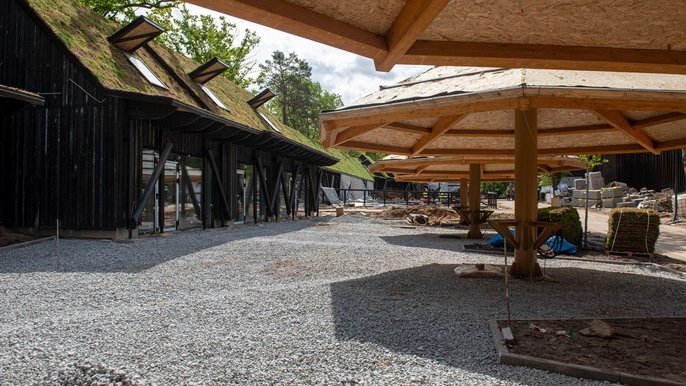 Zewnętrzna strefa gastronomiczna w Orientarium Zewnętrzna strefa gastronomiczna w Orientarium