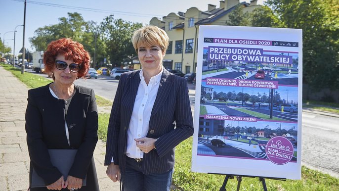 Iwona Zatorska-Sytyk, wicedyrektor Zarządu Inwestycji Miejskich i Hanna Zdanowska, prezydent Łodzi - fot. Radosław Jóźwiak