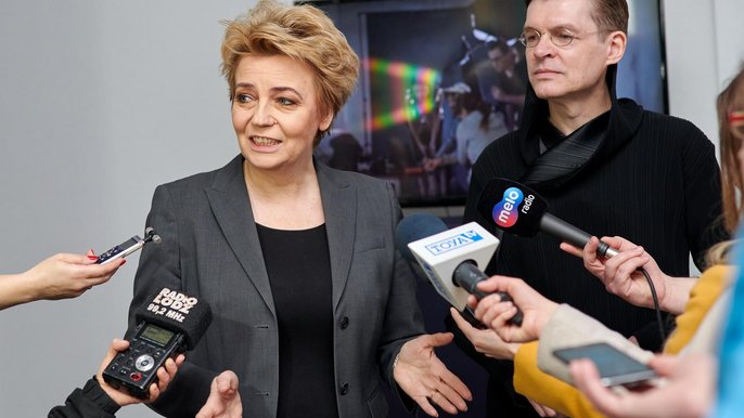 Hanna Zdanowska ocenia, że strój, który jest elementem naszej codzienności, jednocześnie może być niesamowitym dziełem sztuki i kreacji - fot. Sebastian Glapiński / UMŁ