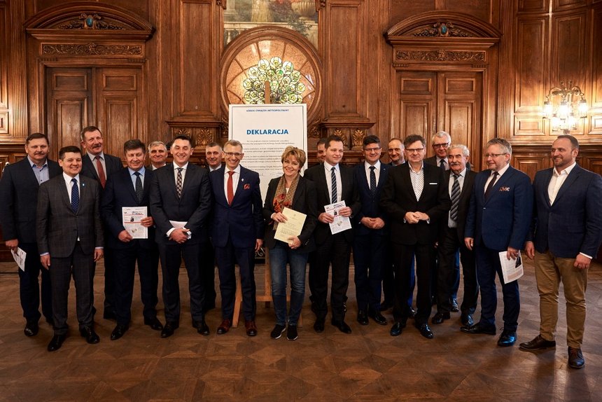 Deklaracja dla rozwoju Łodzi i regionu. Prezydenci, burmistrzowie i wójtowie gmin wspólnie o utworzeniu Metropolii Łódzkiej fot. Sebastian Glapiński / UMŁ