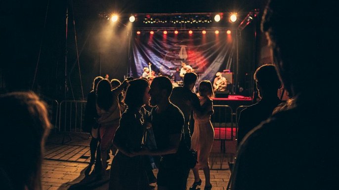 Startuje LDZ Alternatywa 2018. To 8 bezpłatnych koncertów: od polskiego popu, przez psychodeliczną muzykę avant-rockową po jazzową improwizację - mat. prasowe