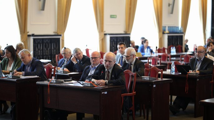 Rada zdecyduje o losach kolejnych miejskich nieruchomości Rada zdecyduje o losach kolejnych miejskich nieruchomości - Sebastian Glapiński - UMŁ