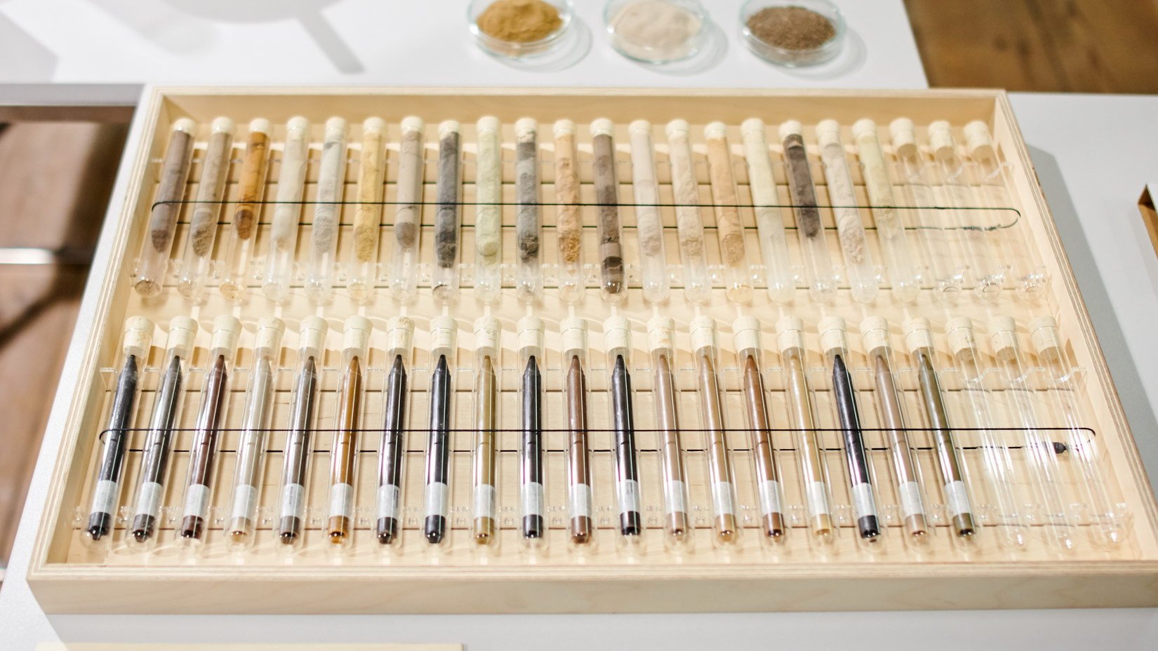 Benno Brucksch "Ziemia Wosk Ołówek - Kredki z gleby" , fot. Sebastian Glapiński / UMŁ