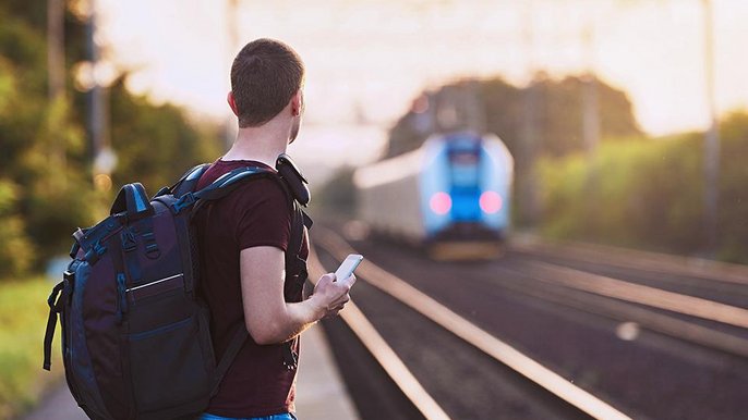 PKP Polskie Linie Kolejowe S.A. przeprowadzą gruntowną modernizację stacji Łódź Kaliska: przebudują 5 peronów oraz wybudują nowe przejścia pod torami i kładki PKP Polskie Linie Kolejowe S.A. przeprowadzą gruntowną modernizację stacji Łódź Kaliska: przebudują 5 peronów oraz wybudują nowe przejścia pod torami i kładki - 123rf