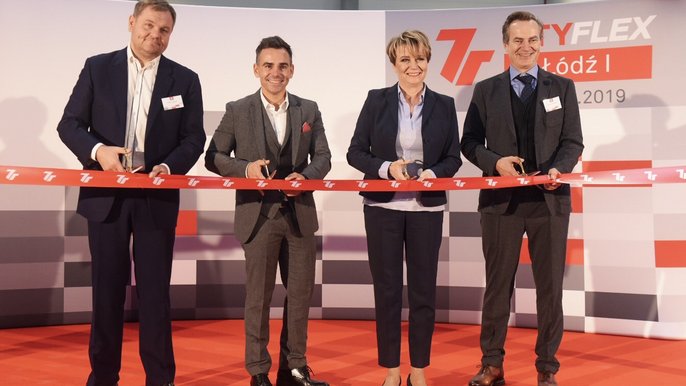 Uroczystość symbolicznego przecięcia wstęgi Uroczystość symbolicznego przecięcia wstęgi - fot. Paweł Łacheta / UMŁ