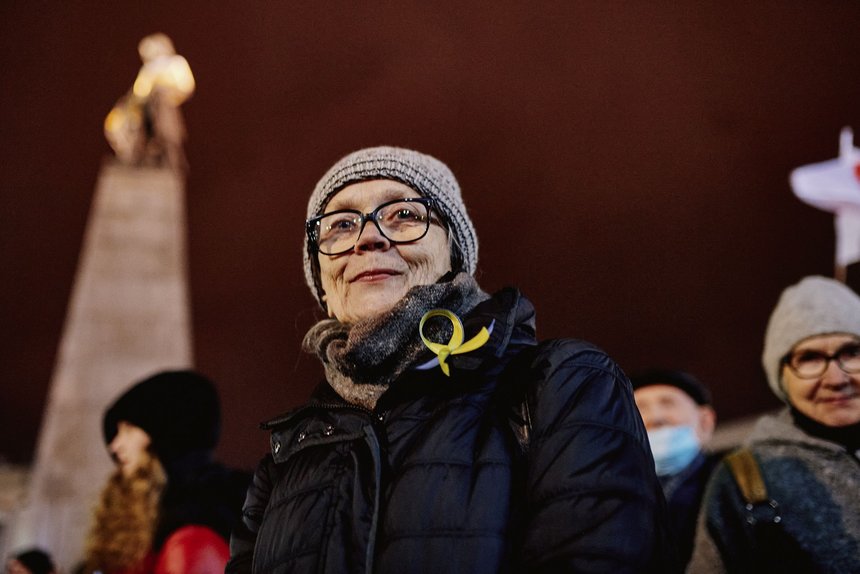 Marsz "Stop Wojnie!" na ul. Piotrkowskiej fot. Radosław Jóźwiak