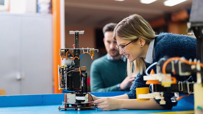 Oferta Centrum Kreatywności kierowana jest szczególnie do studentów, freelancerów oraz młodych przedsiębiorców Oferta Centrum Kreatywności kierowana jest szczególnie do studentów, freelancerów oraz młodych przedsiębiorców - fot. 123rf