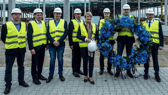 W nowym centrum logistycznym Hillwood Łódź Górna zawisła wiecha W nowym centrum logistycznym Hillwood Łódź Górna zawisła wiecha - mat. prasowe
