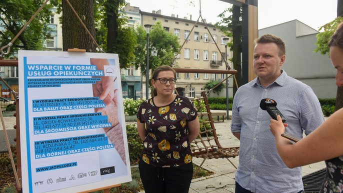 Na pomoc w formie usług opiekuńczych w łódzkim MOPS jest zarezerwowana w tym roku kwota nieco ponad 14,5 mln zł. Na pomoc w formie usług opiekuńczych w łódzkim MOPS jest zarezerwowana w tym roku kwota nieco ponad 14,5 mln zł. - fot. UMŁ