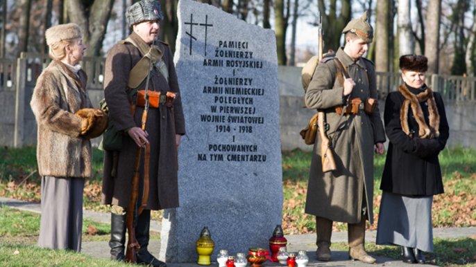 Rekonstruktorzy wydarzeń związanych z Bitwą Łódzką (zdjęcie archiwalne). Rekonstruktorzy wydarzeń związanych z Bitwą Łódzką (zdjęcie archiwalne).