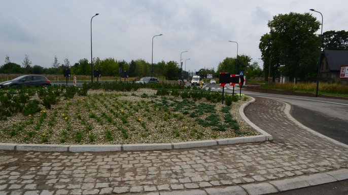 Rondo turbinowe na skrzyżowaniu Konstantynowskiej i Juszczakiewicza - fot. z arch. ZIM