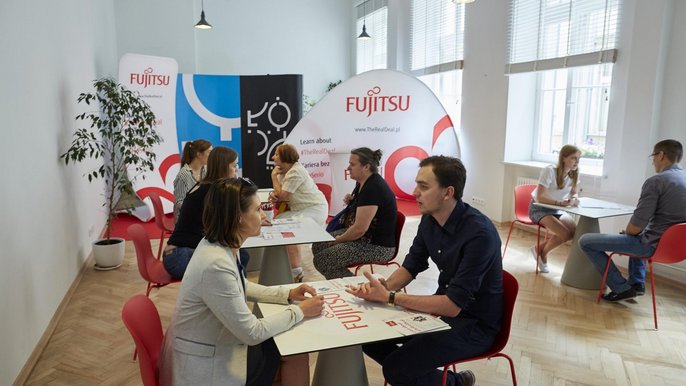 Rekrutacja do firmy Fujitsu Rekrutacja do firmy Fujitsu - fot. Radosław Jóźwiak / UMŁ