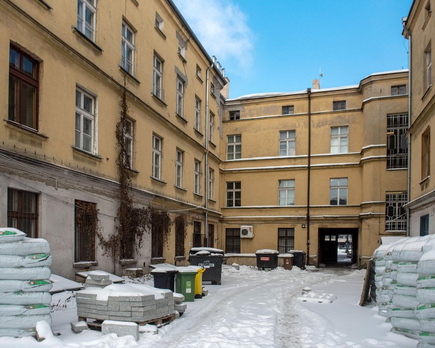 Zabytkowa kamienica przy pl. Wolności 2