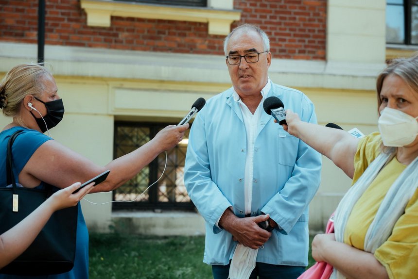 dr Piotr Jander, zastępca ordynatora Oddziału Chirurgii Urazowo-Ortopedycznej w Szpitalu im. Jonschera fot. Radosław Żydowicz / UMŁ