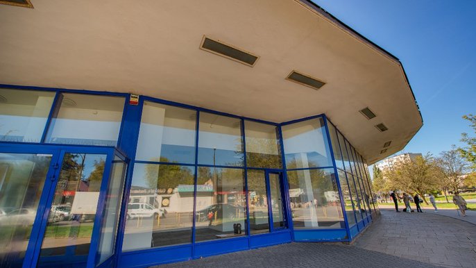 Pawilon handlowo-usługowy, tzw. Kapelusz pana Anatola przed modernizacją Pawilon handlowo-usługowy, tzw. Kapelusz pana Anatola przed modernizacją - fot. Radosław Żydowicz / UMŁ