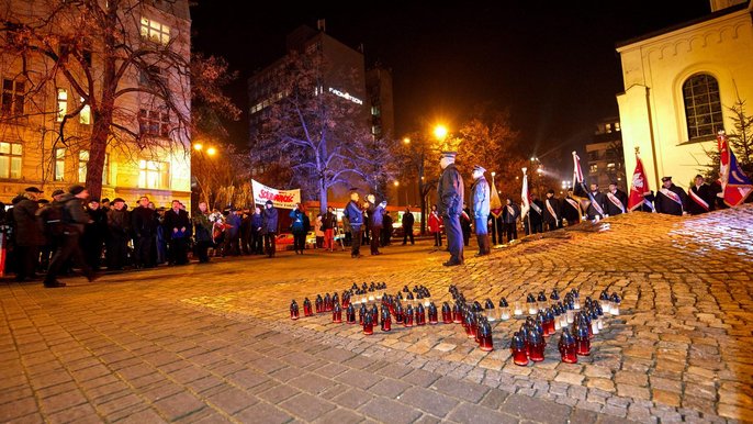Łódzkie obchody 36. rocznicy wprowadzenia stanu wojennego Łódzkie obchody 36. rocznicy wprowadzenia stanu wojennego - fot. Sebastian Glapiński / UMŁ