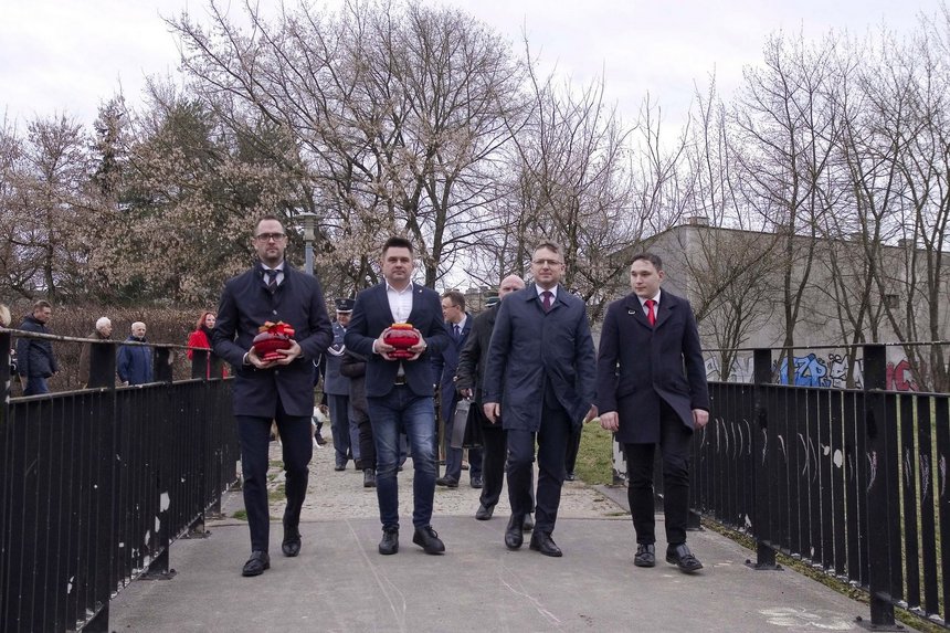W uroczystości wzięli udział dyrektor Departamentu Zdrowia i Spraw Społecznych UML Paweł Bliźniuk oraz przewodniczący Rady Miejskiej w Łodzi Marcin Gołaszewski.