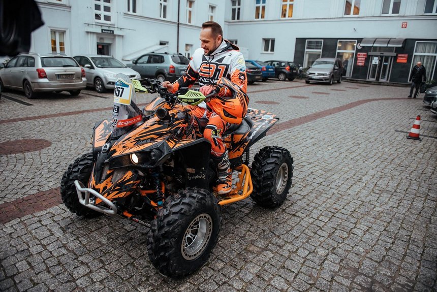 Już 5 stycznia 2020 r. łodzianin Arkadiusz Lindner wystartuje w Rajdzie Dakar 2020, który rozegrany zostanie w Arabii Saudyjskiej. fot. Radosław Żydowicz