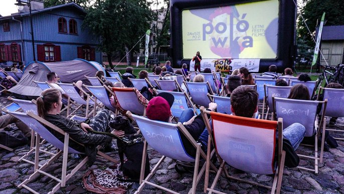 Kino plenerowe "Polówka" Kino plenerowe "Polówka" - fot. z arch. UMŁ
