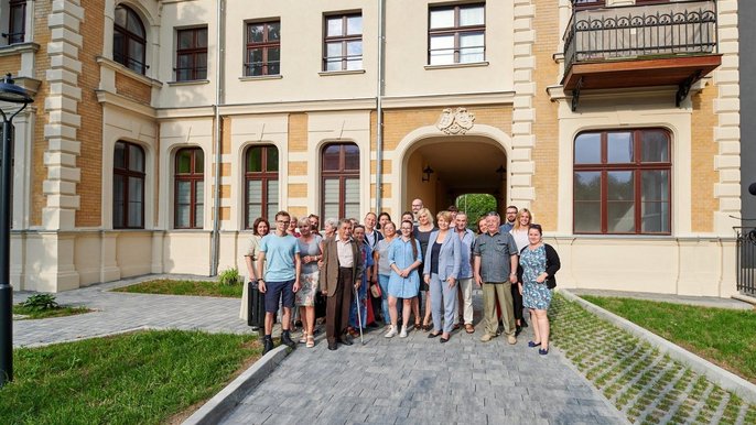 Rewitalizacja to nie tylko remonty ale przede wszystkim tworzenie lokalnych społeczności i przestrzeni przyjaznych do życia Rewitalizacja to nie tylko remonty ale przede wszystkim tworzenie lokalnych społeczności i przestrzeni przyjaznych do życia - fot. Sebastian Glapiński