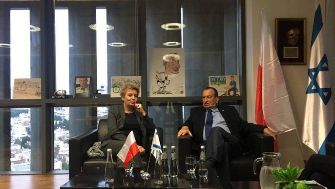 Prezydent Łodzi Hanna Zdanowska oraz burmistrz Tel Awiwu, Ron Huldai. Prezydent Łodzi Hanna Zdanowska oraz burmistrz Tel Awiwu, Ron Huldai.