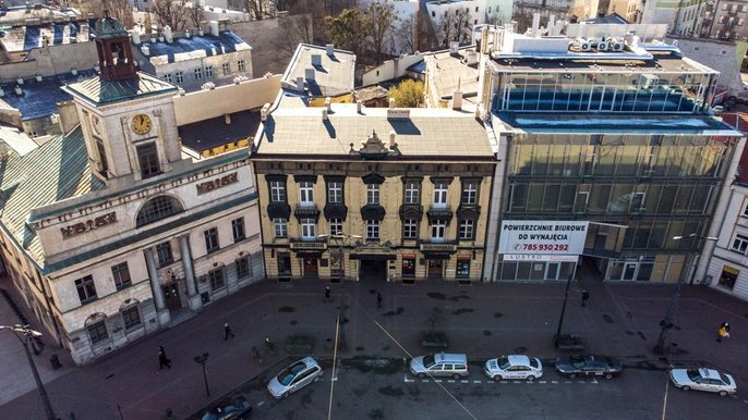 Zabytkowa kamienica przy pl. Wolności 2 przemieni się w Kamienicę Wielkich Łodzian Zabytkowa kamienica przy pl. Wolności 2 przemieni się w Kamienicę Wielkich Łodzian - fot. Stefan Brajter / UMŁ