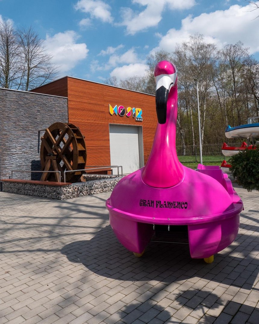 Flamingi - 4–osobowe rowery wodne fot. Stefan Brajter / UMŁ