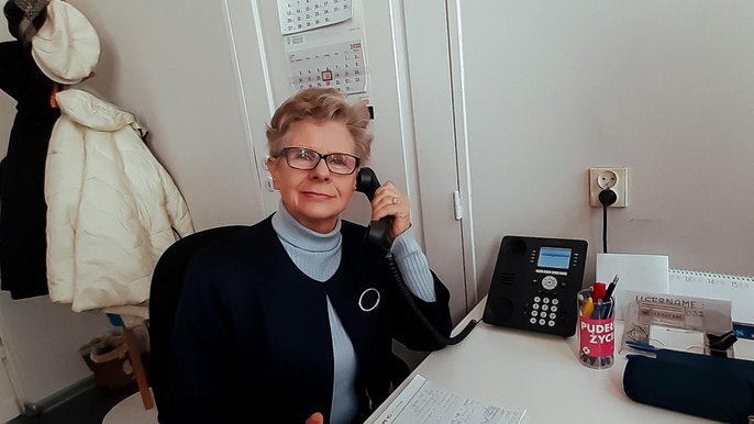 Halofon. Seniorzy sami napisali projekt, zdobyli dotację i wspierają łodzian 60+ Halofon. Seniorzy sami napisali projekt, zdobyli dotację i wspierają łodzian 60+ - fot. Radosław Żydowicz / UMŁ
