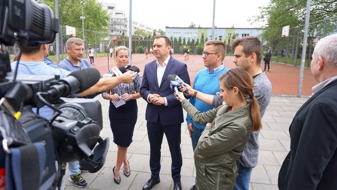 ??????????????????????????????? 