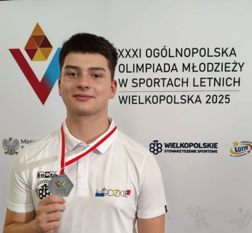 Mariusz Radzikowski ze srebrnym medalem OOM