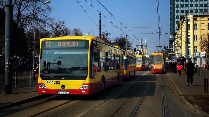 Specjalne autobusy po koncercie zespołu Slipknot Specjalne autobusy po koncercie zespołu Slipknot - fot. mat. UMŁ