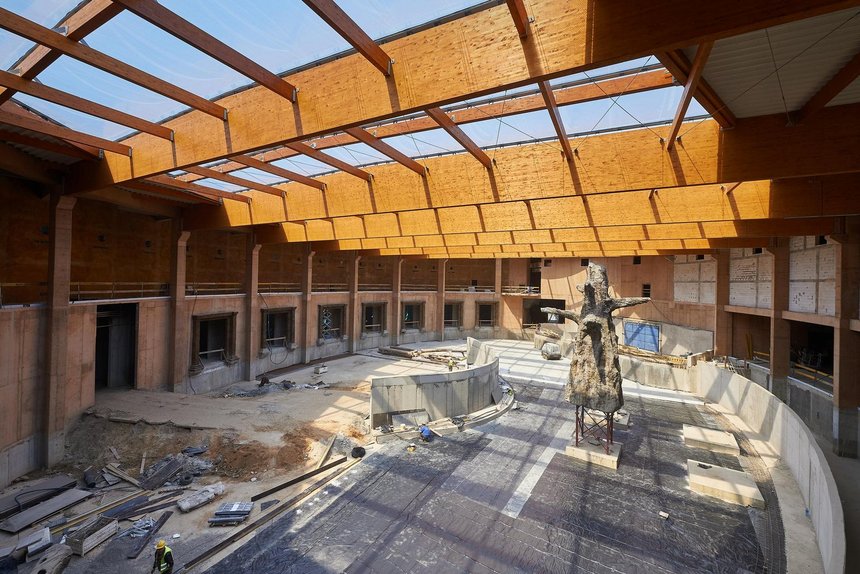 Trwa budowa Orientarium. W ramach projektu powstaną też nowoczesne pawilony, wybiegi i woliery, a całość zostanie uzupełniona zapleczem rekreacyjno-gastronomicznym. fot. Radosław Jóźwiak / UMŁ