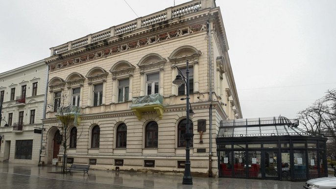 Słynne łódzkie „Siódemki” odzyskały zabytkowe polichromie Słynne łódzkie „Siódemki” odzyskały zabytkowe polichromie