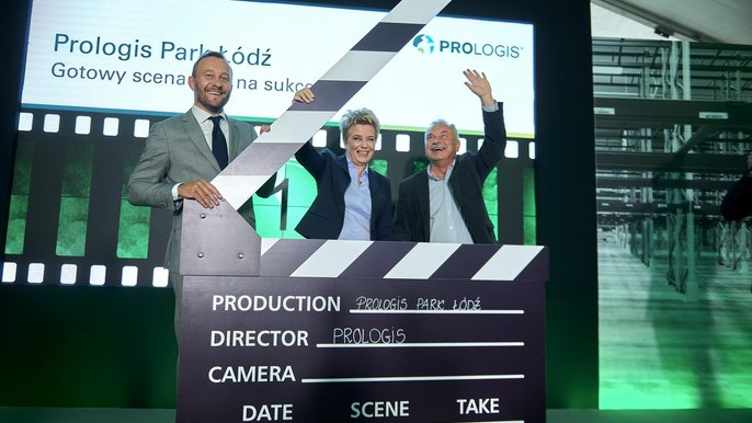 Prologis świętował zawieszenie wiechy na obiekcie magazynowym w łódzkim parku dystrybucyjnym Prologis świętował zawieszenie wiechy na obiekcie magazynowym w łódzkim parku dystrybucyjnym - fot. Radosław Jóźwiak / UMŁ