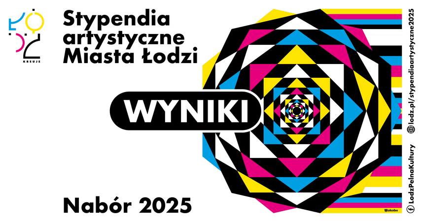 Grafika artystyczna promująca informująca o wynikach konkursu. W centralnym polu, na białym tle wielobarwny wielokąt, składający się z coraz większych figur geometrycznych, ułożonych centralnie względem siebie: kwadraty i wielokąty foremne. Na prawo od wielokąta prostopadłe, wielobarwne pasy w kolorach, tworzącyh wieokąt.