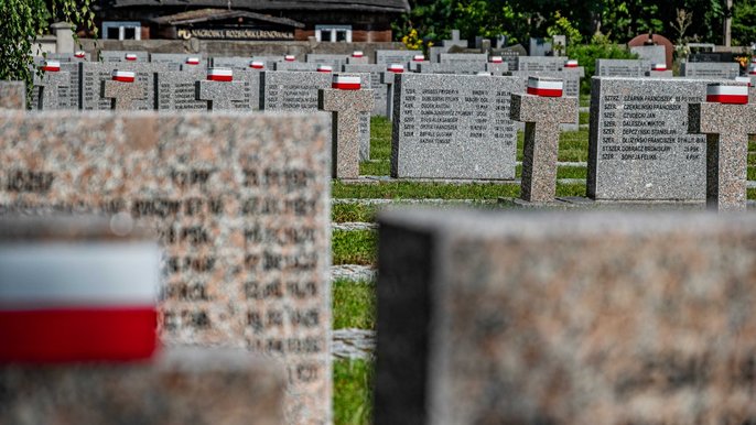 - Mogiła na cmentarzu "Zarzew". Fot. P. Wacławiak, UMŁ.