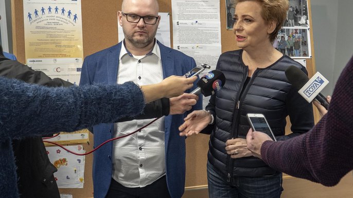 - Dzięki otrzymanej pomocy wiele osób z obszarów rewitalizowanych zmieniło swoje życie - mówi prezydent Łodzi - Dzięki otrzymanej pomocy wiele osób z obszarów rewitalizowanych zmieniło swoje życie - mówi prezydent Łodzi - fot. Stefan Brajter / UMŁ